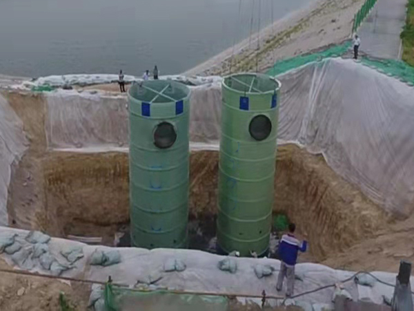 玻璃鋼地面蓋板的優(yōu)勢與使用注意事項